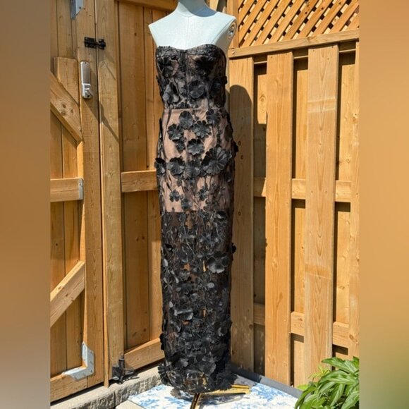 🆕 BRONX & BANCO 🧿 NWOT Jasmine Noir Floral Embroidered Maxi Dress, Sz M US 6 - Picture 3 of 14